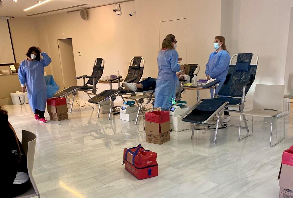 &Mu;&epsilon; &epsilon;&pi;&iota;&tau;&upsilon;&chi;ί&alpha; &delta;&iota;&epsilon;&xi;ή&chi;&theta;&eta; &eta; &tau;&rho;ί&tau;&eta; &epsilon;&theta;&epsilon;&lambda;&omicron;&nu;&tau;&iota;&kappa;ή &alpha;&iota;&mu;&omicron;&delta;&omicron;&sigma;ί&alpha; &tau;&omicron;&upsilon; &Delta;ή&mu;&omicron;&upsilon;