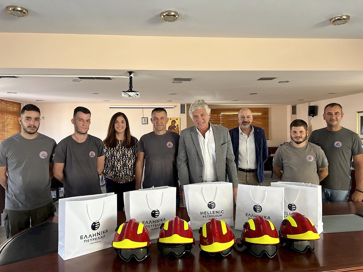 &Pi;&rho;&omicron;&sigma;&phi;&omicron;&rho;ά &mu;έ&sigma;&omega;&nu; &alpha;&tau;&omicron;&mu;&iota;&kappa;ή&sigmaf; &pi;&rho;&omicron;&sigma;&tau;&alpha;&sigma;ί&alpha;&sigmaf; &alpha;&pi;ό &tau;&omicron;&nu; Ό&mu;&iota;&lambda;&omicron; &laquo;&Epsilon;&lambda;&lambda;&eta;&nu;&iota;&kappa;ά &Pi;&epsilon;&tau;&rho;έ&lambda;&alpha;&iota;&alpha;&raquo; &sigma;&tau;&omicron; &Delta;ή&mu;&omicron; &Mu;ά&nu;&delta;&rho;&alpha;&sigmaf;-&Epsilon;&iota;&delta;&upsilon;&lambda;&lambda;ί&alpha;&sigmaf;-&Epsilon;&rho;&upsilon;&theta;&rho;ώ&nu;-&Omicron;&iota;&nu;ό&eta;&sigmaf; &kappa;&alpha;&iota; &tau;&omicron;&upsilon;&sigmaf; &epsilon;&theta;&epsilon;&lambda;&omicron;&nu;&tau;έ&sigmaf; &tau;&omicron;&upsilon;