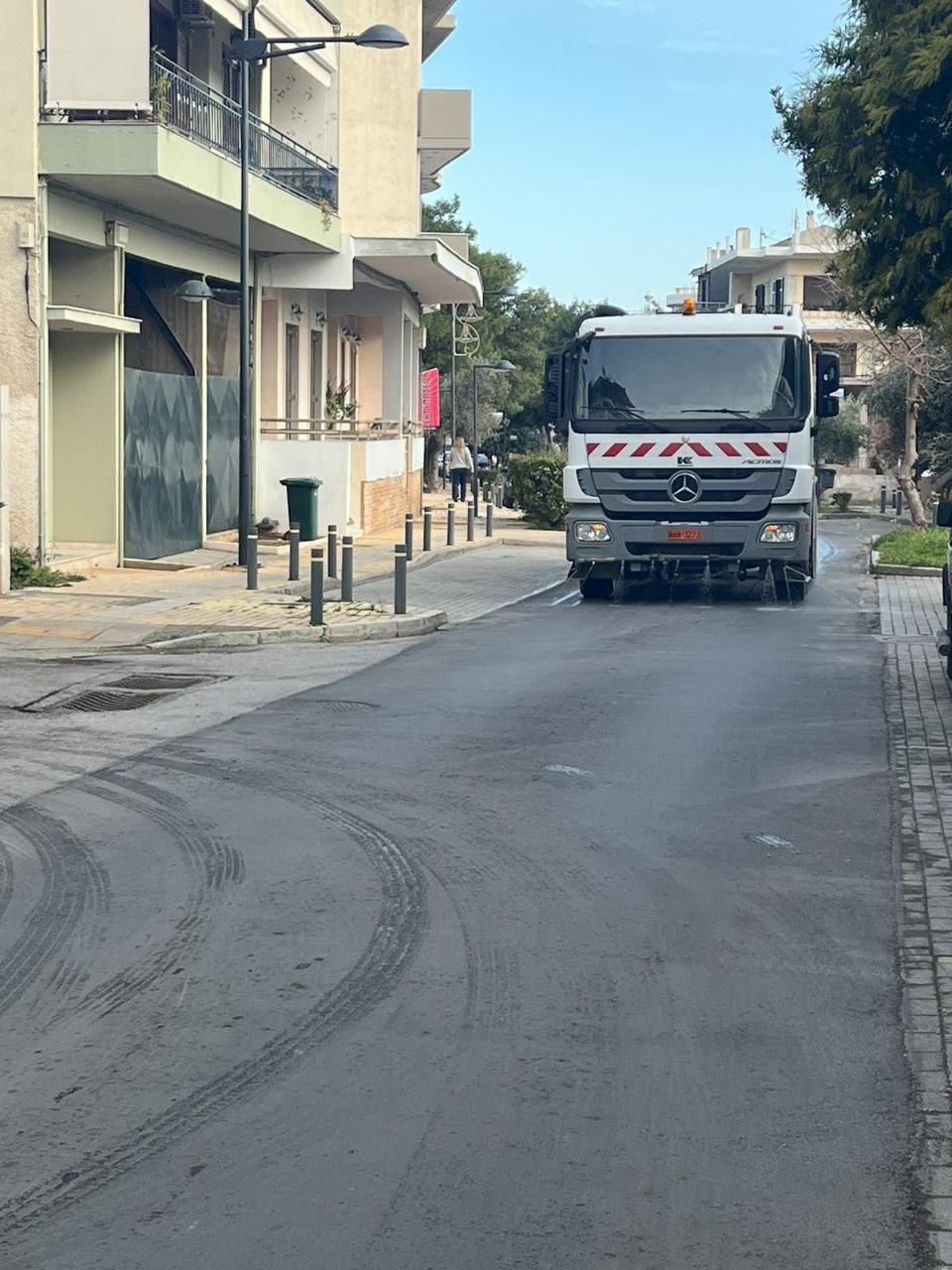 &Eta; &upsilon;&delta;&rho;&omicron;&phi;ό&rho;&alpha; &kappa;&alpha;&theta;&alpha;&rho;&iota;ό&tau;&eta;&tau;&alpha;&sigmaf; &xi;&alpha;&nu;ά &sigma;&tau;&omicron;&upsilon;&sigmaf; &delta;&rho;ό&mu;&omicron;&upsilon;&sigmaf; &tau;&omicron;&upsilon; &Delta;ή&mu;&omicron;&upsilon; &mu;&epsilon;&tau;ά &alpha;&pi;ό &tau;έ&sigma;&sigma;&epsilon;&rho;&alpha; &chi;&rho;ό&nu;&iota;&alpha;
