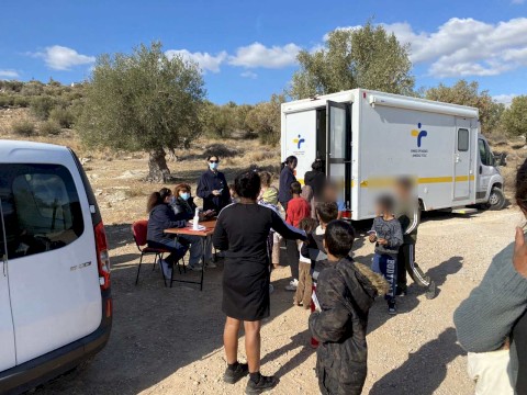 Ολοκληρώθηκαν οι δράσεις εμβολιασμού σε παιδιά Ρομά για την πρόληψη εξάπλωσης της Ιλαράς