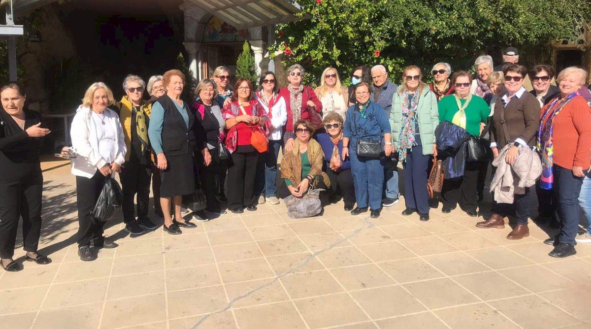 &Mu;&epsilon; &mu;&epsilon;&gamma;ά&lambda;&eta; &epsilon;&pi;&iota;&tau;&upsilon;&chi;ί&alpha; &omicron;&lambda;&omicron;&kappa;&lambda;&eta;&rho;ώ&theta;&eta;&kappa;&epsilon; &eta; &pi;&rho;ώ&tau;&eta; &delta;&omega;&rho;&epsilon;ά&nu; &epsilon;&kappa;&delta;&rho;&omicron;&mu;ή &gamma;&iota;&alpha; ό&lambda;&alpha; &tau;&alpha; &Kappa;&Alpha;&Pi;&Eta; &tau;&omicron;&upsilon; &Delta;ή&mu;&omicron;&upsilon;  &Mu;ά&nu;&delta;&rho;&alpha;&sigmaf; &ndash; &Epsilon;&iota;&delta;&upsilon;&lambda;&lambda;ί&alpha;&sigmaf;