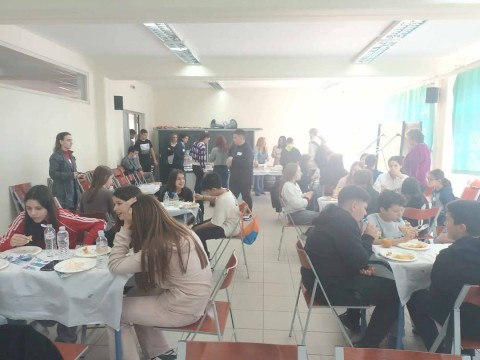 Το Γυμνάσιο – Λύκειο Βιλίων «Οικοδεσπότης» μαθητών από την Ισπανία – Τα Βίλια στο επίκεντρο Ευρωπαϊκού ενδιαφέροντος  στο πλαίσιο  του προγράμματος Erasmus+