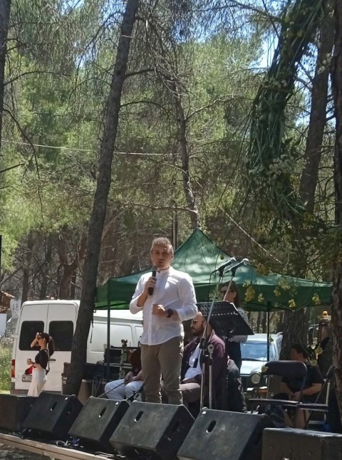 Για πρώτη φορά – ένας νέος θεσμός γεννιέται στον Δήμο μας! Η πρώτη Πρωτομαγιάτικη γιορτή στο δάσος της Κιάφας είναι γεγονός και ανοίγει τον δρόμο για έναν νέο θεσμό εξωστρέφειας, πολιτισμού και συμμετοχής!