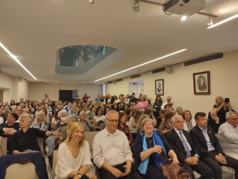 Συγκίνηση και πνευματικός στοχασμός στην ομιλία του Πανοσιολογιότατου Αρχιμανδρίτη Μανδραίου π. Ιακώβου Κανάκη στη Μάνδρα με θέμα «Αγαπώ, άρα υπάρχω»