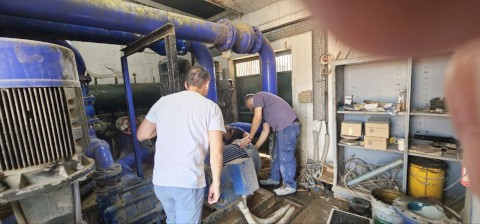 Άμεση κινητοποίηση του Δήμου Μάνδρας – Ειδυλλίας για την αποκατάσταση σοβαρής βλάβης στο κεντρικό αντλιοστάσιο