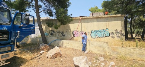 Άμεση κινητοποίηση του Δήμου Μάνδρας – Ειδυλλίας για την αποκατάσταση σοβαρής βλάβης στο κεντρικό αντλιοστάσιο
