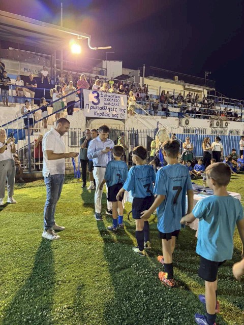 Όταν ο Αθλητισμός Ενώνει: Μεγάλη συμμετοχή και ισχυρά παιδαγωγικά μηνύματα στα σχολικά τουρνουά ποδοσφαίρου και μπάσκετ του Δήμου Μάνδρας-Ειδυλλίας