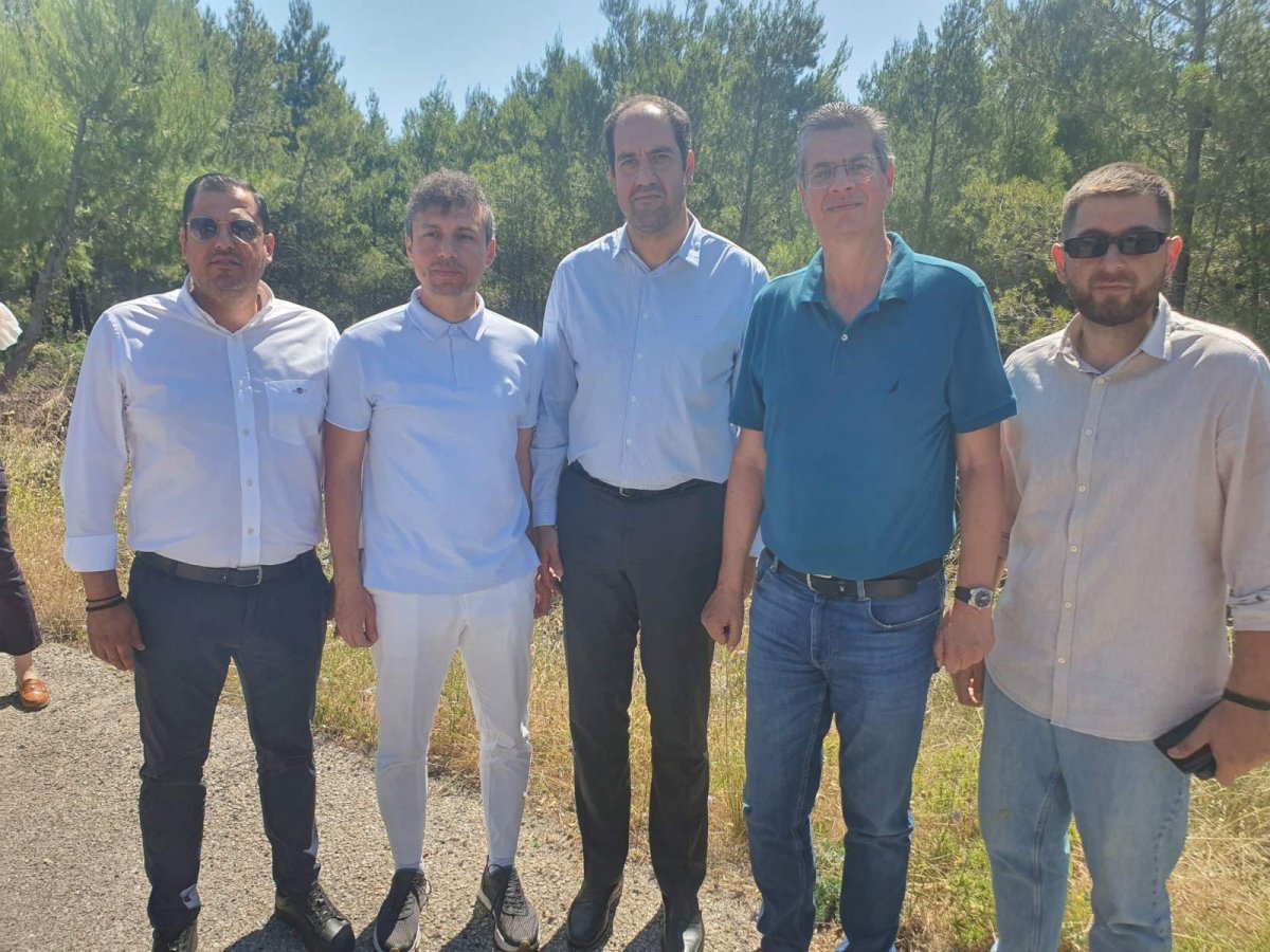 &Omicron; &Delta;ή&mu;&omicron;&sigmaf; &Mu;ά&nu;&delta;&rho;&alpha;&sigmaf; - &Epsilon;&iota;&delta;&upsilon;&lambda;&lambda;ί&alpha;&sigmaf; &theta;&omega;&rho;&alpha;&kappa;ί&zeta;&epsilon;&tau;&alpha;&iota;: Έ&rho;&gamma;&omicron; &Sigma;&tau;&rho;&alpha;&tau;&eta;&gamma;&iota;&kappa;ή&sigmaf; &Pi;&upsilon;&rho;&omicron;&pi;&rho;&omicron;&sigma;&tau;&alpha;&sigma;ί&alpha;&sigmaf; &sigma;&tau;&omicron;&nu; &Kappa;&iota;&theta;&alpha;&iota;&rho;ώ&nu;&alpha; &alpha;&lambda;&lambda;ά&zeta;&epsilon;&iota; &tau;&alpha; &delta;&epsilon;&delta;&omicron;&mu;έ&nu;&alpha; &sigma;&tau;&eta;&nu; &pi;&rho;ό&lambda;&eta;&psi;&eta; &phi;&upsilon;&sigma;&iota;&kappa;ώ&nu; &kappa;&alpha;&tau;&alpha;&sigma;&tau;&rho;&omicron;&phi;ώ&nu;