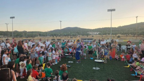 Η τελετή λήξης των παιδικών σταθμών έγινε γιορτή αγάπης και ελπίδας - Με μεγάλη επιτυχία πραγματοποιήθηκε η Γιορτή Λήξης της Σχολικής Χρονιάς του Δήμου Μάνδρας – Ειδυλλίας στο Γήπεδο Βαλαρίας