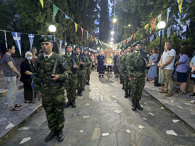 Με σεβασμό και ιερή κατάνυξη εορτάστηκε η Μεταμόρφωση του Σωτήρος – ως Πολιούχος των Βιλίων και Προστάτης της περιοχής της Αγίας Σωτήρας Μάνδρας