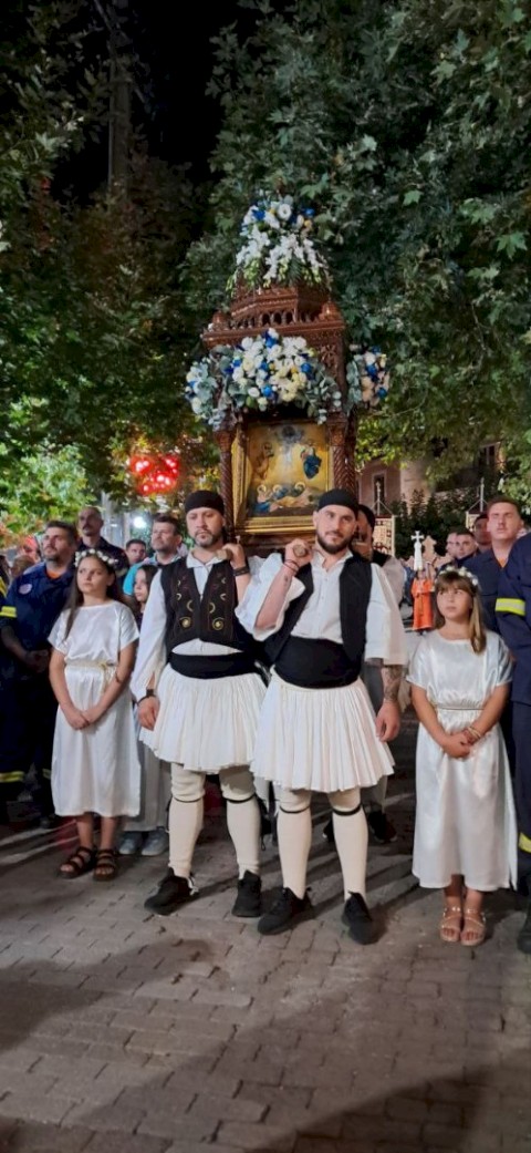 Με σεβασμό και ιερή κατάνυξη εορτάστηκε η Μεταμόρφωση του Σωτήρος – ως Πολιούχος των Βιλίων και Προστάτης της περιοχής της Αγίας Σωτήρας Μάνδρας