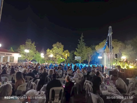 Η Οινόη πλημμύρισε μελωδίες, χορό και άρωμα κρασιού – Μεγάλη επιτυχία της Γιορτής Κρασιού 2025
