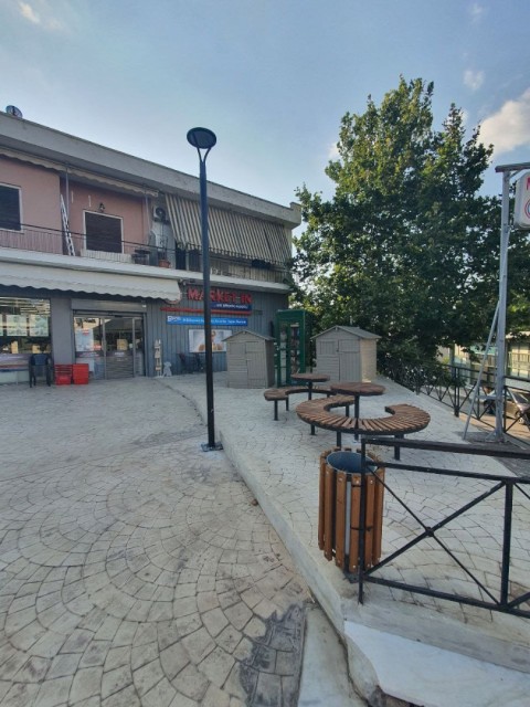 Οι Ερυθρές σε νέα εποχή: Πρωτότυπος Led φωτισμός, παγκάκια και παιδικές χαρές αλλάζουν την καθημερινότητα