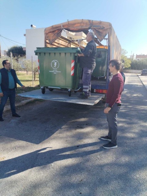 400 νέοι κάδοι ενισχύουν το δίκτυο καθαριότητας του Δήμου Μάνδρας–Ειδυλλίας