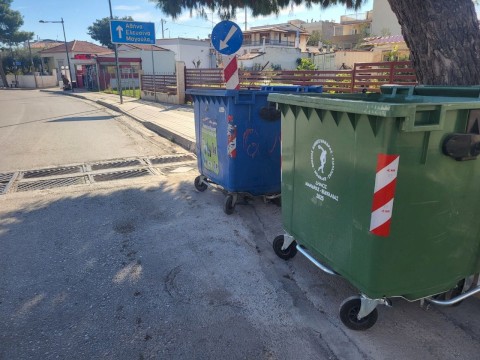 400 νέοι κάδοι ενισχύουν το δίκτυο καθαριότητας του Δήμου Μάνδρας–Ειδυλλίας
