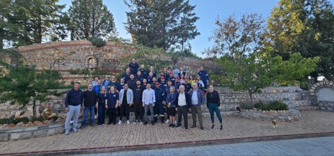 Ο Δήμος Μάνδρας – Ειδυλλίας τίμησε τα θύματα της τραγωδίας του 2017 με μια ιστορική ημέρα μνήμης και συλλογικής περισυλλογής