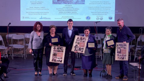 Η Δυτική Αττική υποκλίθηκε στην Αγρότισσα – Συγκινητική βραδιά τιμής στο Δημοτικό Θέατρο Μάνδρας