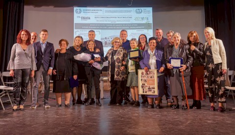 Η Δυτική Αττική υποκλίθηκε στην Αγρότισσα – Συγκινητική βραδιά τιμής στο Δημοτικό Θέατρο Μάνδρας