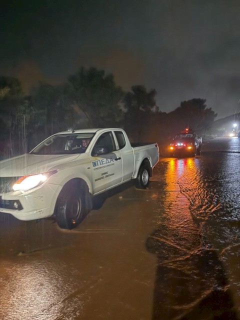 Η Μάνδρα στάθηκε όρθια απέναντι στο ακραίο φαινόμενο “Byron”