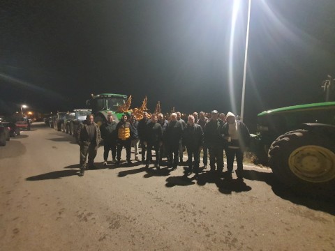 Σταθερός αρωγός των αγροτών ο Δήμαρχος Αρμόδιος Γ. Δρίκος – Παρών στα μπλόκα των Ερυθρών και σε κάθε κρίσιμη στιγμή