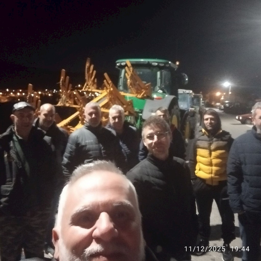 Σταθερός αρωγός των αγροτών ο Δήμαρχος Αρμόδιος Γ. Δρίκος – Παρών στα μπλόκα των Ερυθρών και σε κάθε κρίσιμη στιγμή