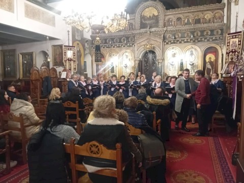 «Φόρεσε» τα γιορτινά του ο Δήμος-Μάνδρας-Ειδυλλίας -Χριστουγεννιάτικες εκδηλώσεις με μαζική συμμετοχή και έντονη πολιτιστική παρουσία