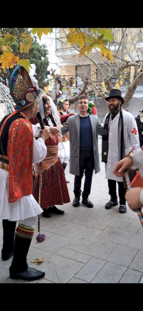 «Φόρεσε» τα γιορτινά του ο Δήμος-Μάνδρας-Ειδυλλίας -Χριστουγεννιάτικες εκδηλώσεις με μαζική συμμετοχή και έντονη πολιτιστική παρουσία