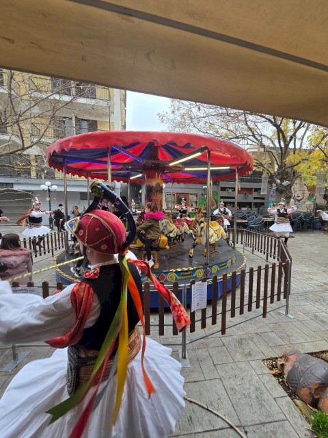 «Φόρεσε» τα γιορτινά του ο Δήμος-Μάνδρας-Ειδυλλίας -Χριστουγεννιάτικες εκδηλώσεις με μαζική συμμετοχή και έντονη πολιτιστική παρουσία