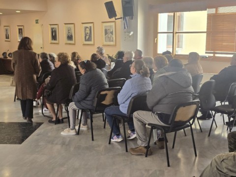 Χριστούγεννα αλληλεγγύης στον Δήμο Μάνδρας–Ειδυλλίας - Στήριγμα ζωής σε 180 οικογένειες με πρωτοβουλία του Δημάρχου Αρμοδίου Γ.  Δρίκου