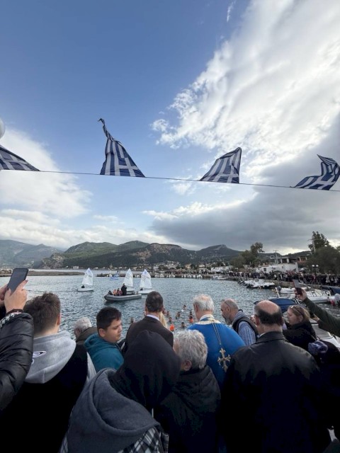 Με λαμπρότητα, σεβασμό και ενότητα ο εορτασμός της μεγάλης Δεσποτικής εορτής σε όλους τις Δημοτικές Ενότητες