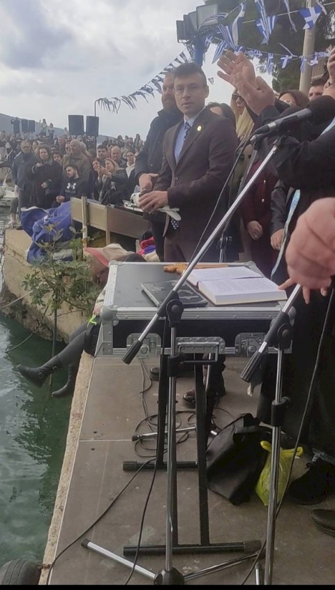 Με λαμπρότητα, σεβασμό και ενότητα ο εορτασμός της μεγάλης Δεσποτικής εορτής σε όλους τις Δημοτικές Ενότητες