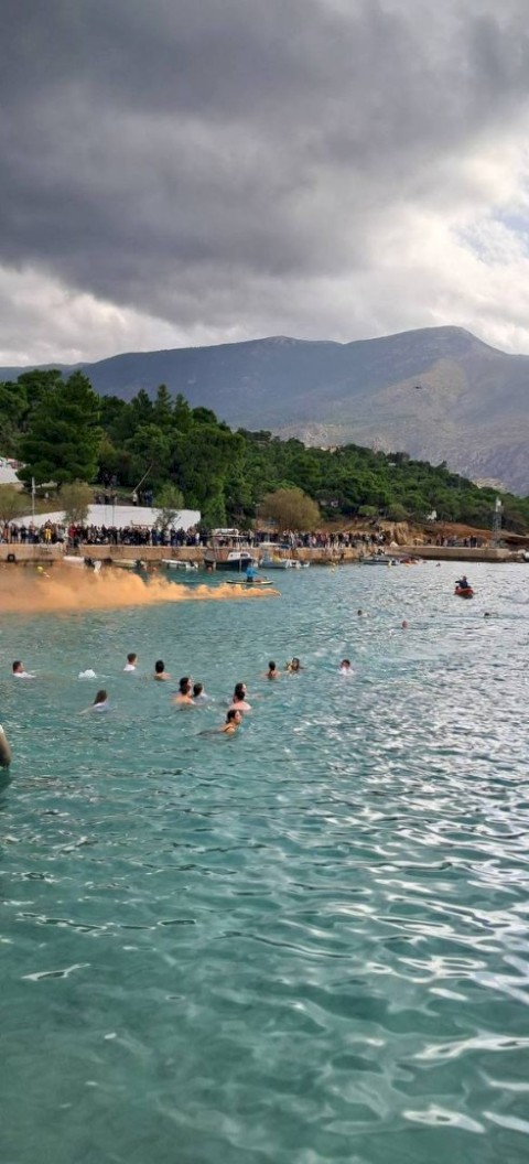 Με λαμπρότητα, σεβασμό και ενότητα ο εορτασμός της μεγάλης Δεσποτικής εορτής σε όλους τις Δημοτικές Ενότητες