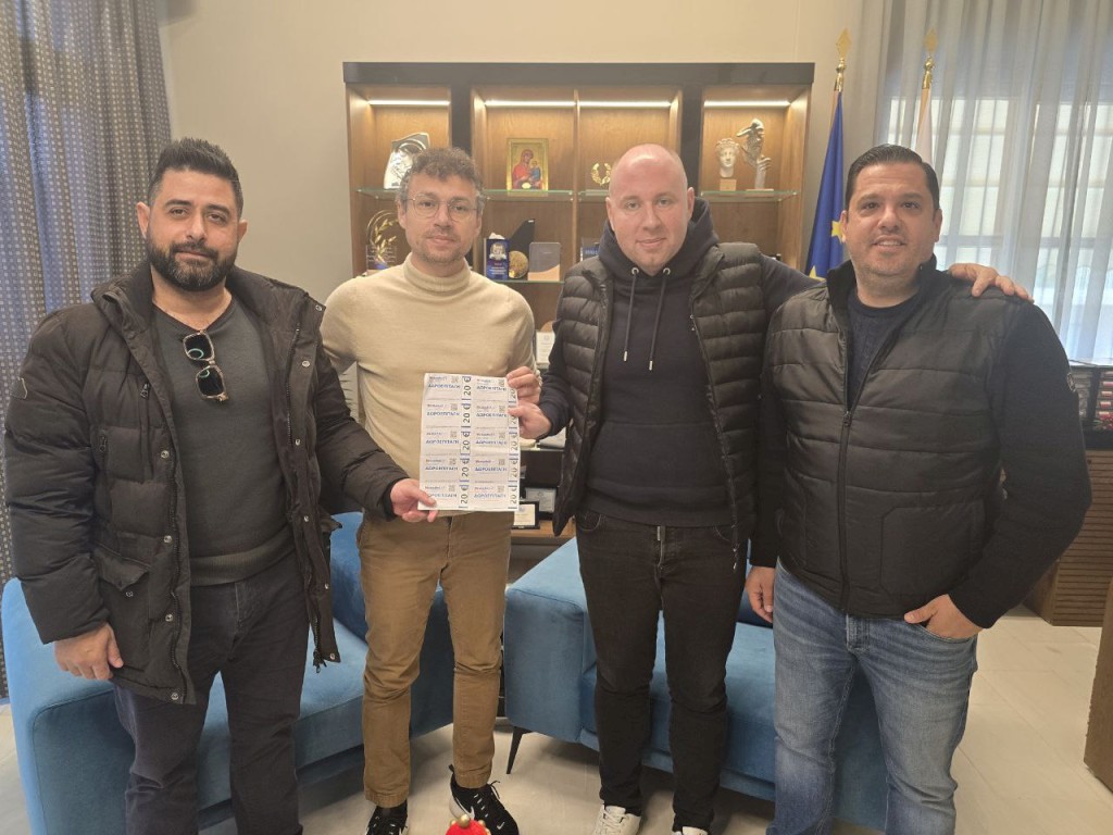 Ο Δήμαρχος Μάνδρας–Ειδυλλίας Αρμόδιος Γ. Δρίκος στην πρώτη γραμμή της αλληλεγγύης - Η προσφορά του σωματείου εργαζομένων των ΕΛΠΕ στηρίζει έμπρακτα τις ευπαθείς ομάδες του Δήμου