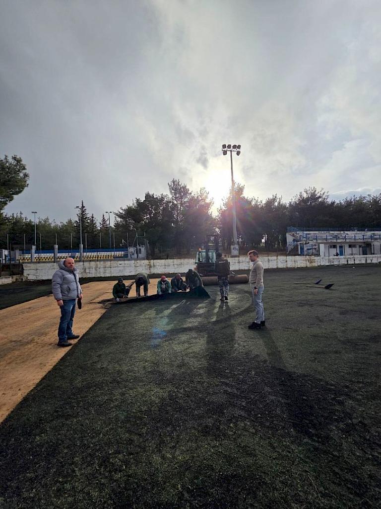 Από την εγκατάλειψη στην αναγέννηση: Το γήπεδο Βιλίων εισέρχεται σε μια νέα εποχή - Έργο ουσίας ύψους 200.000 ευρώ, επί δημαρχίας Αρμόδιου Γ. Δρίκου, αποκαθιστά μια ξεχασμένη αθλητική υποδομή και επαναφέρει την ασφάλεια και την αξιοπρέπεια στον δημόσιο χώ