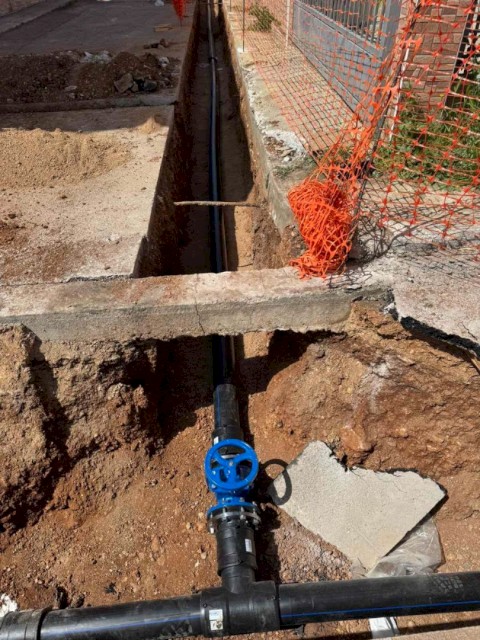 Η Μάνδρα γυρίζει σελίδα: Τέλος στον καρκινογόνο αμίαντο ύδρευσης μετά από έξι δεκαετίες