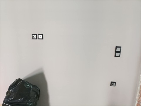 Η αλληλεγγύη ξαναχτίζει ένα σπίτι στη Μάνδρα - Ο Δήμαρχος Αρμόδιος Γ. Δρίκος αποκαθιστά πλήρως την πυρόπληκτη κατοικία με προσωπική χορηγία — χωρίς καμία επιβάρυνση του δημοτικού προϋπολογισμού