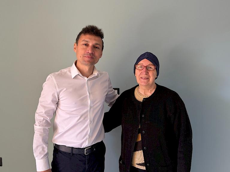 Η αλληλεγγύη ξαναχτίζει ένα σπίτι στη Μάνδρα - Ο Δήμαρχος Αρμόδιος Γ. Δρίκος αποκαθιστά πλήρως την πυρόπληκτη κατοικία με προσωπική χορηγία — χωρίς καμία επιβάρυνση του δημοτικού προϋπολογισμού