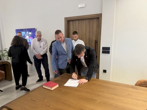 Δημοτική Αστυνομία για πρώτη φορά στο Δήμο Μάνδρας-Ειδυλλίας — Παρέμβαση ουσίας με τη σφραγίδα του Δημάρχου Αρμοδίου Γ. Δρίκου