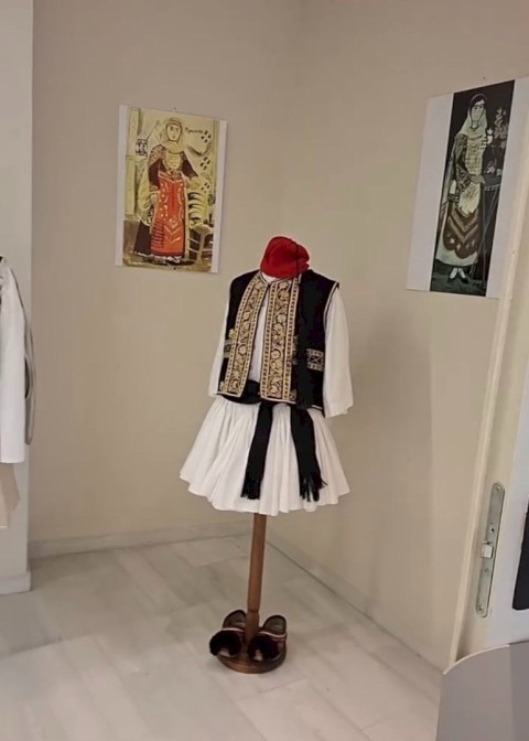 Εγκαίνια της Έκθεσης «Αρβανίτες στο 1821» στη Μάνδρα