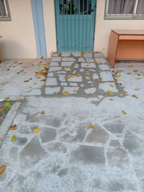 Όταν η προσβασιμότητα γίνεται πράξη: Ολοκληρώθηκε ένα έργο ουσίας στα σχολεία του Δήμου Μάνδρας–Ειδυλλίας