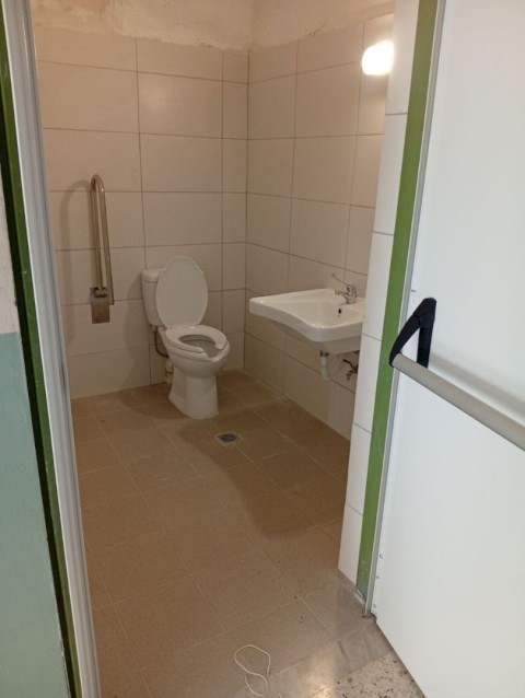 Όταν η προσβασιμότητα γίνεται πράξη: Ολοκληρώθηκε ένα έργο ουσίας στα σχολεία του Δήμου Μάνδρας–Ειδυλλίας