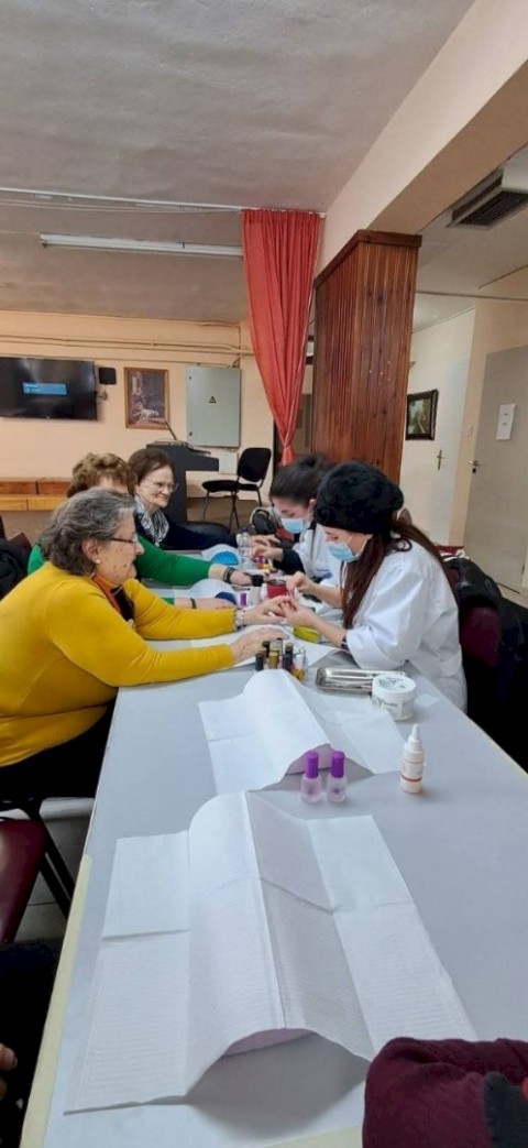 «Next Level Aging»: Η τρίτη ηλικία σε μια νέα εποχή φροντίδας και αξιοπρέπειας