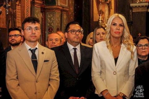 Μεγαλειώδης ο εορτασμός των Πολιούχων Αγίων Κωνσταντίνου και Ελένης στη Μάνδρα