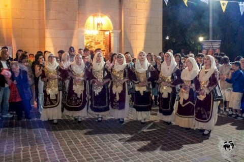 Μεγαλειώδης ο εορτασμός των Πολιούχων Αγίων Κωνσταντίνου και Ελένης στη Μάνδρα