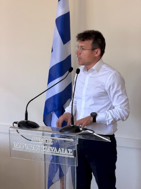 Μόνιμη επιχειρησιακή βάση του ΕΚΑΒ στη Μάνδρα