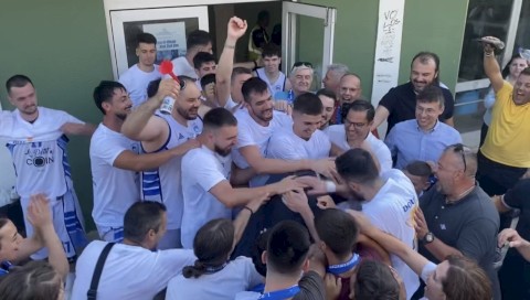 Η Μάνδρα στην κορυφή του ελληνικού μπάσκετ - Ιστορικό Νταμπλ για τον Μανδραϊκό - Κυπελλούχος ΕΣΚΑΝΑ και άνοδος στη National League 2 για πρώτη φορά στην ιστορία του