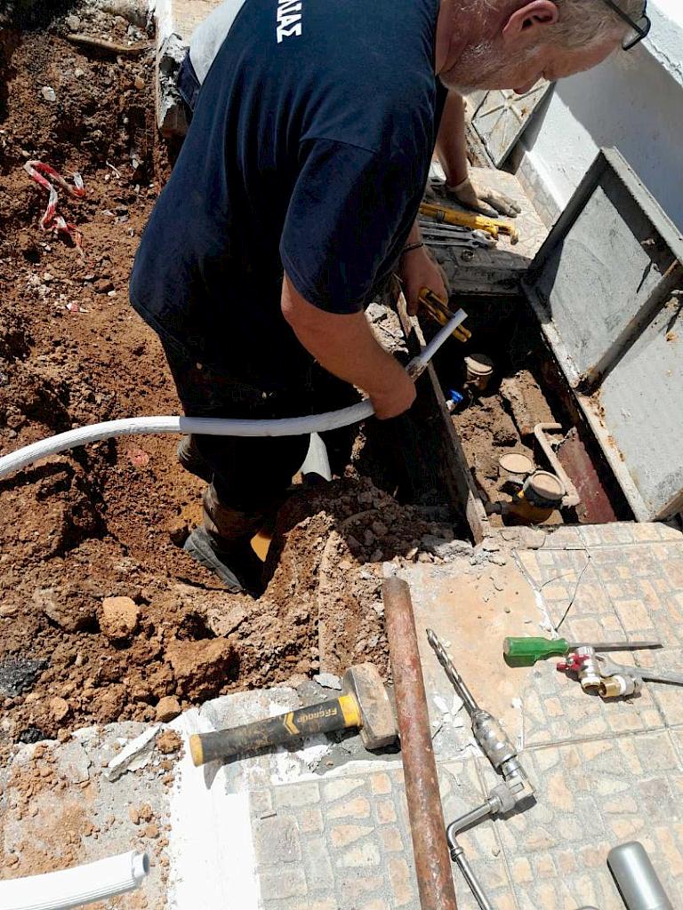 &Alpha;&pi;&omicron;&kappa;&alpha;&tau;&alpha;&sigma;&tau;ά&theta;&eta;&kappa;&epsilon; &eta; &beta;&lambda;ά&beta;&eta; &sigma;&tau;&omicron;&nu; &kappa;&epsilon;&nu;&tau;&rho;&iota;&kappa;ό &alpha;&gamma;&omega;&gamma;ό ύ&delta;&rho;&epsilon;&upsilon;&sigma;&eta;&sigmaf; &tau;&eta;&sigmaf; &Mu;ά&nu;&delta;&rho;&alpha;&sigmaf;