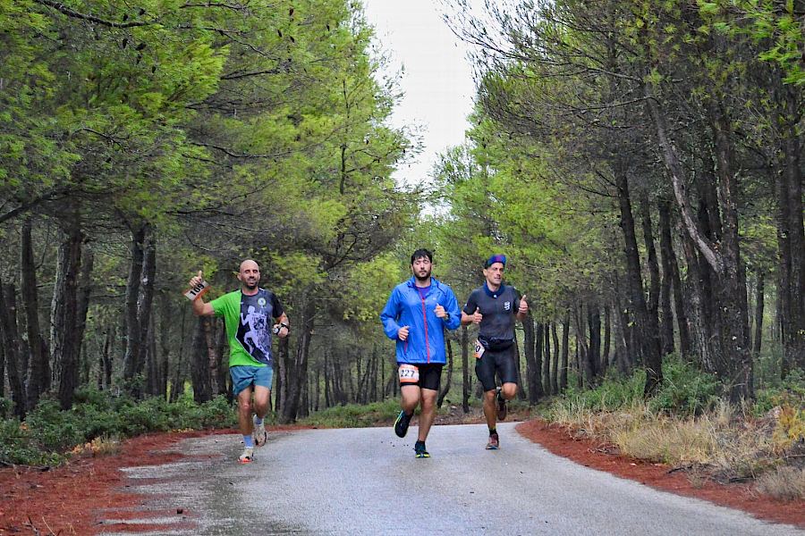 «ΔΕΡΒΕΝΕΙΑ 2026»: Ρεκόρ 400 εγγραφών στα βήματα του αείμνηστου μεγάλου Έλληνα Βαλκανιονίκη και Πανελληνιονίκη Μαραθώνιου δρόμου Δημήτρη Δερβένη