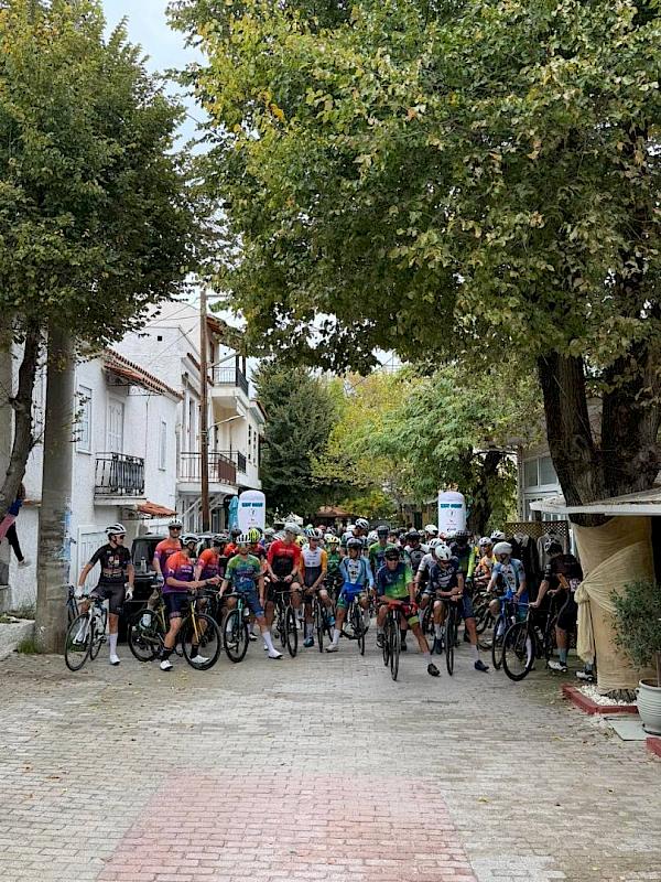 110 &alpha;&theta;&lambda;&eta;&tau;έ&sigmaf; &alpha;&pi;ό ό&lambda;&eta; &tau;&eta;&nu; &Epsilon;&lambda;&lambda;ά&delta;&alpha; &sigma;&tau;&alpha; &chi;&nu;ά&rho;&iota;&alpha; &tau;&omicron;&upsilon;... &Omicron;&iota;&delta;ί&pi;&omicron;&delta;&alpha;